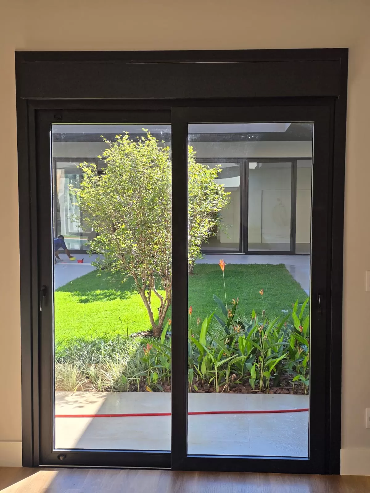 Portas de Correr com Persiana PVC